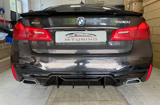 Диффузор BMW 5 серии G30 стиль Competition