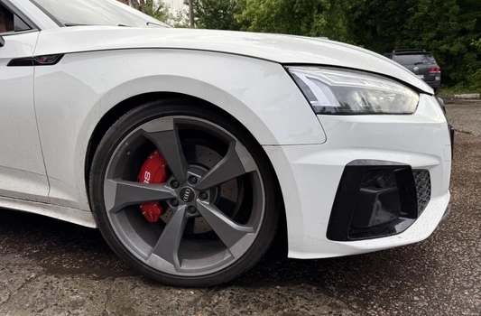 Накладки суппортов Audi A5 стиль RS