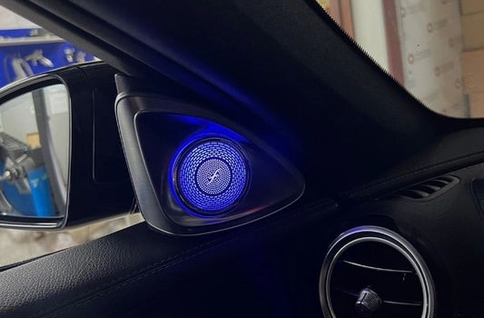 Динамики с подсветкой Mercedes E класс W213 рест стиль Burmester 4D