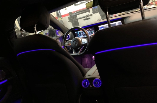 Подсветка сидений Ambient Light на Mercedes GLC X253 рест