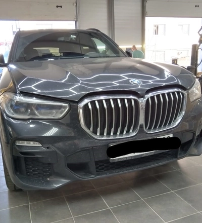 Установка Решетки BMW X5 G05 фото ДО